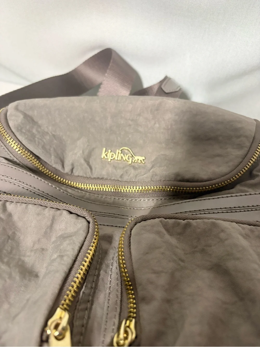 Kipling compact taupe